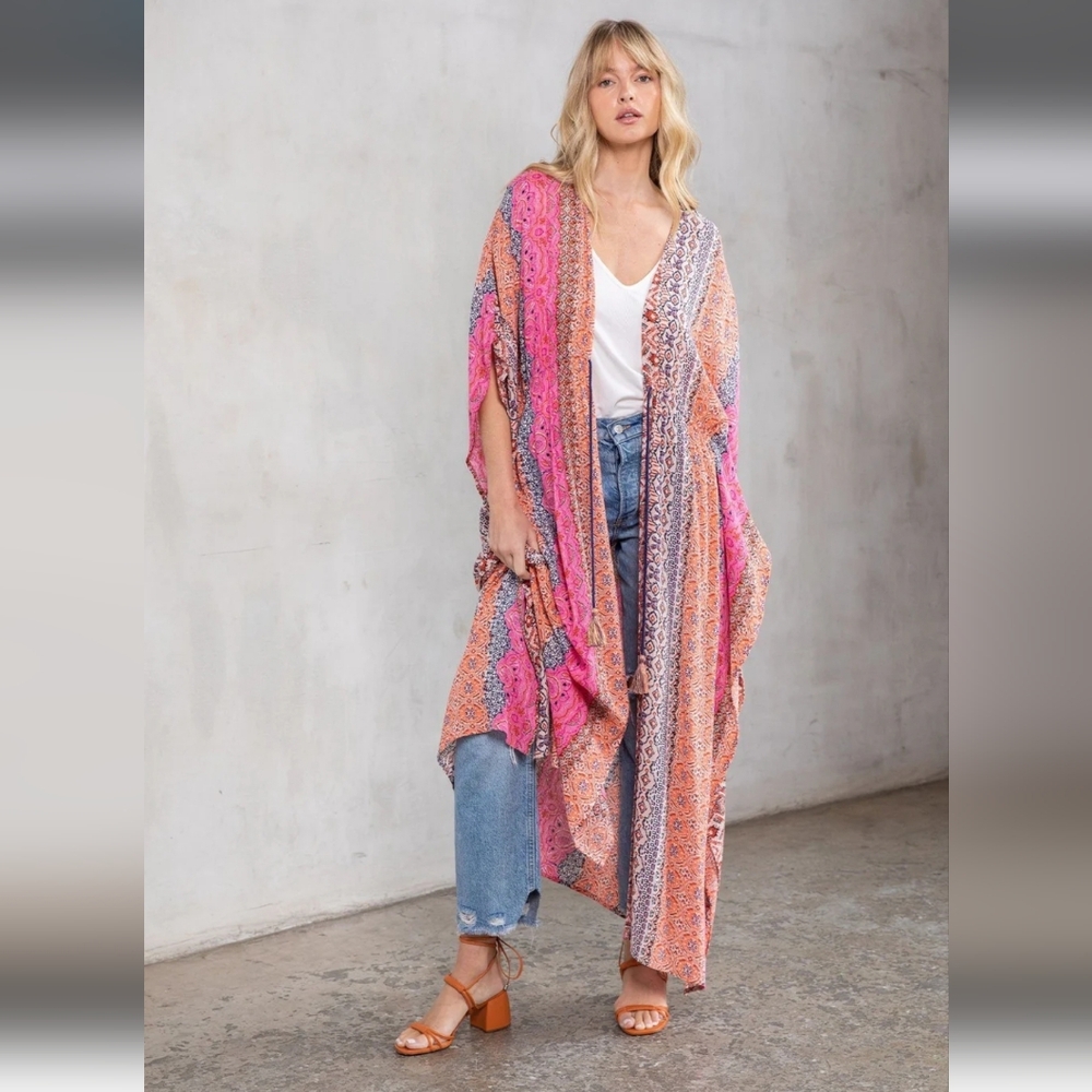 Lovestitch Take me to Coachella Paisley Maxi Kimono in Pink Print, Size O/S